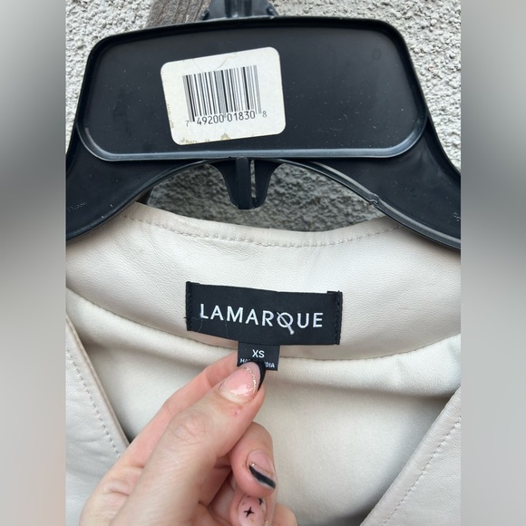 LAMARQUE Kallie Leather Vest In Bone - Picture 8 of 11